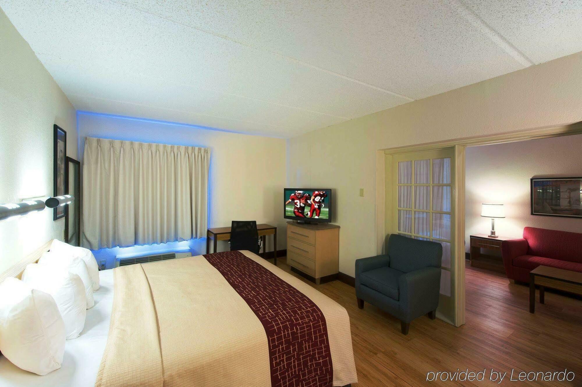 Red Roof Inn Plus+ Jacksonville - Southpoint Dış mekan fotoğraf